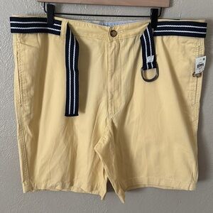 Men’s Club Room Shorts with Belt, Size 40, Yellow
